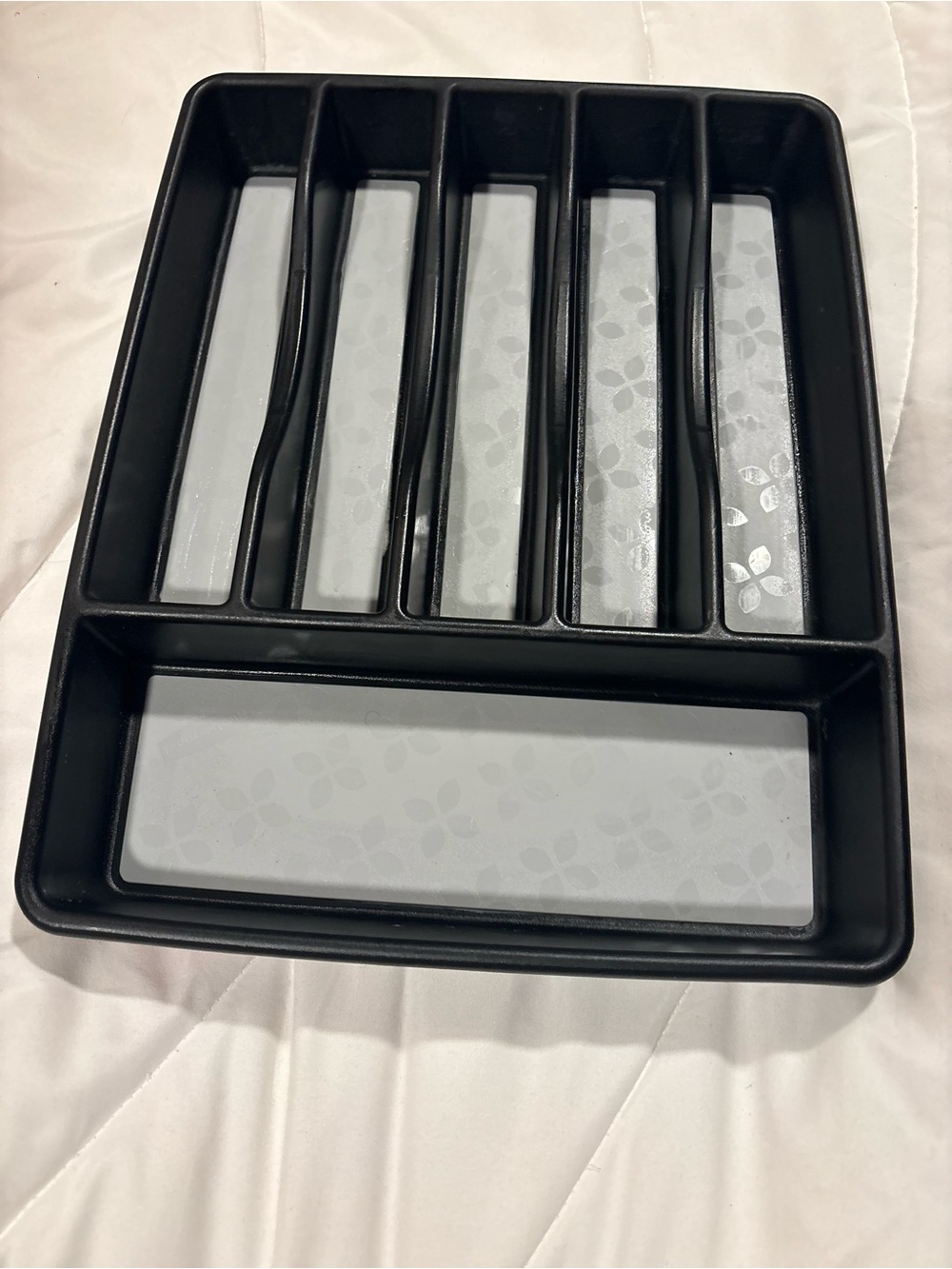 Rubbermaid Black and Light Gray Drawer Silverware Organizer No slip tray
